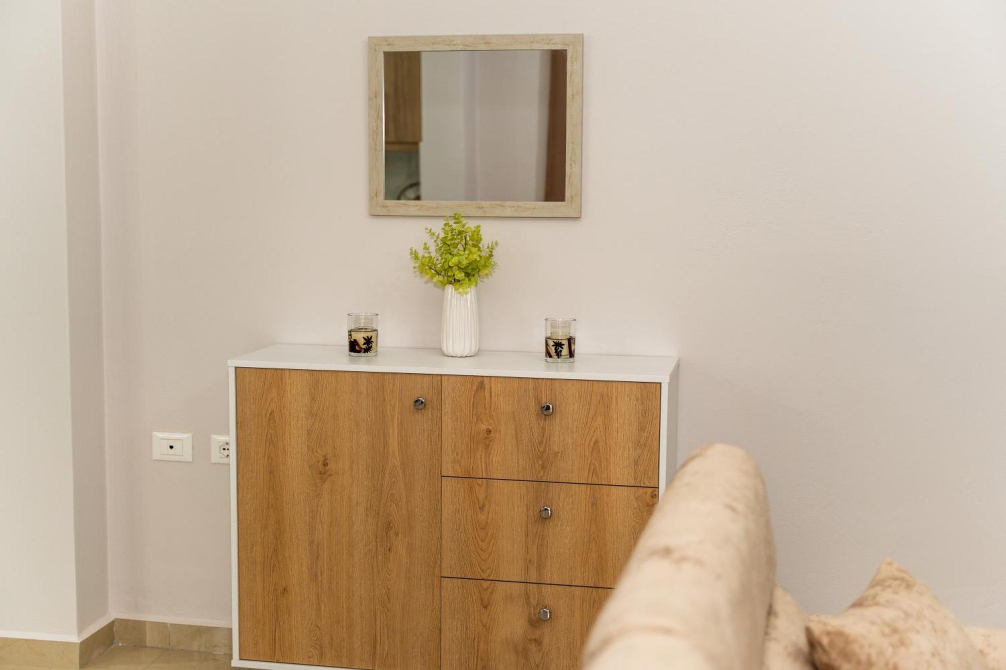 A&V Apartments ซารานเดอ ภายนอก รูปภาพ